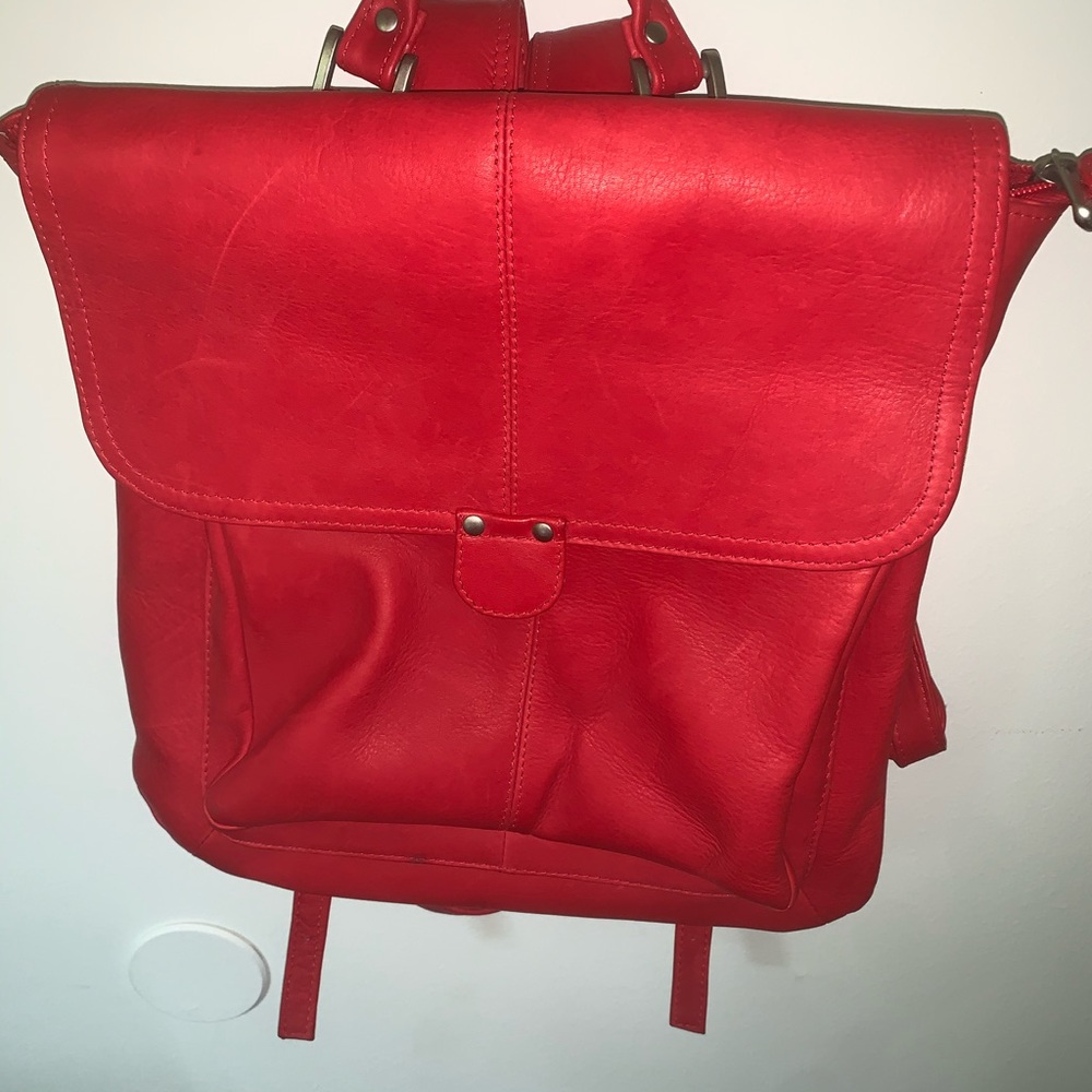 Le Donne Red Leather Book Bag